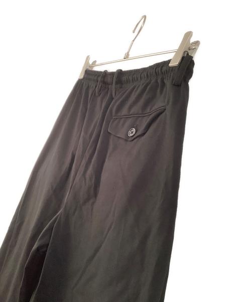 MARKAWARE（マーカウェア）MARKAWARE (マーカウェア) スラックス　TRIPLE PLEATED WIDE TROUSERS ブラック サイズ:1の古着・服飾アイテム
