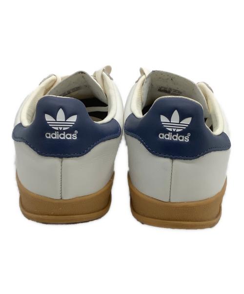 adidas（アディダス）adidas (アディダス) スニーカー ガゼル ホワイト×ネイビー サイズ:24の古着・服飾アイテム