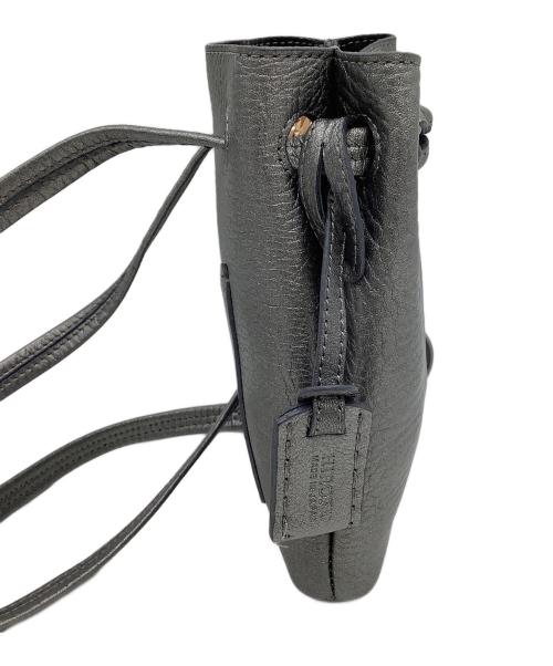 HIROFU（ヒロフ）HIROFU (ヒロフ) スマホショルダーバッグ シルバーの古着・服飾アイテム