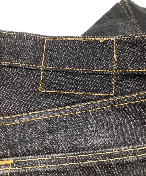 LEVI'S（リーバイス）LEVI'S (リーバイス) デニムパンツ ブラック サイズ:W30の古着・服飾アイテム