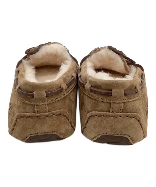 UGG（アグ）UGG (アグ) モカシンシューズ Dakota ブラウン サイズ:24 未使用品の古着・服飾アイテム
