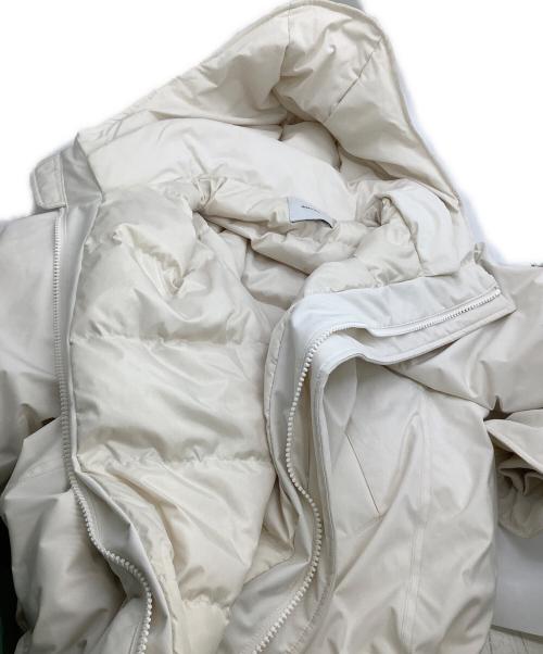 Spick and Span（スピックアンドスパン）Spick and Span (スピックアンドスパン) 撥水フーデッドダウンハーフコート アイボリー サイズ:36の古着・服飾アイテム