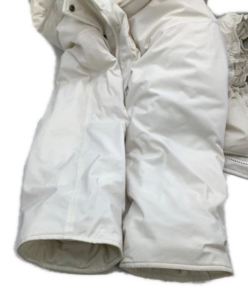 Spick and Span（スピックアンドスパン）Spick and Span (スピックアンドスパン) 撥水フーデッドダウンハーフコート アイボリー サイズ:36の古着・服飾アイテム