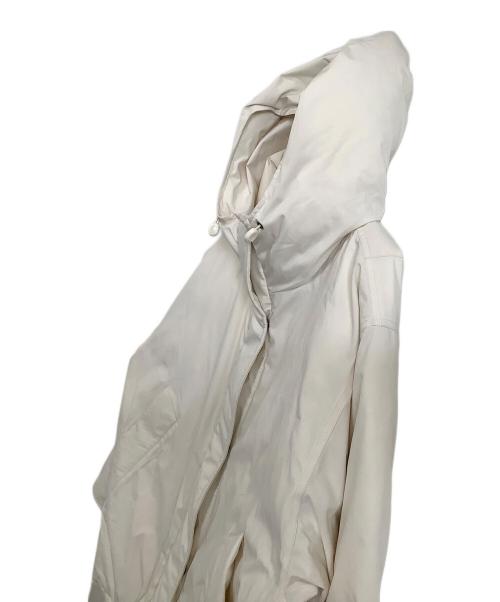 Spick and Span（スピックアンドスパン）Spick and Span (スピックアンドスパン) 撥水フーデッドダウンハーフコート アイボリー サイズ:36の古着・服飾アイテム