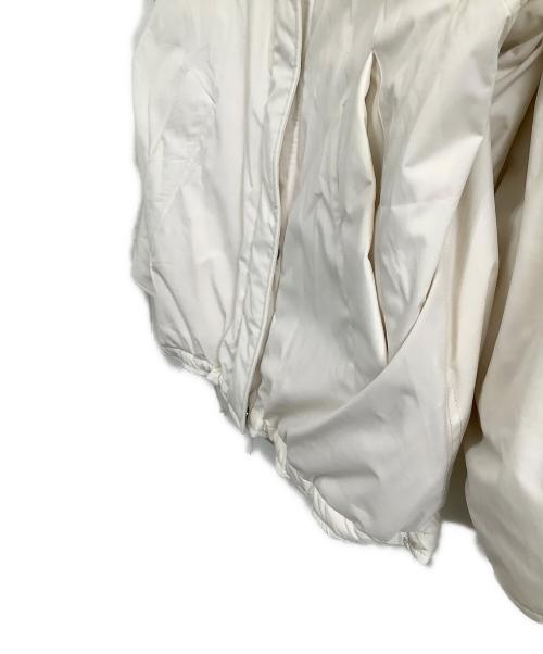 Spick and Span（スピックアンドスパン）Spick and Span (スピックアンドスパン) 撥水フーデッドダウンハーフコート アイボリー サイズ:36の古着・服飾アイテム