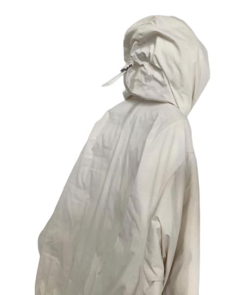 Spick and Span（スピックアンドスパン）Spick and Span (スピックアンドスパン) 撥水フーデッドダウンハーフコート アイボリー サイズ:36の古着・服飾アイテム