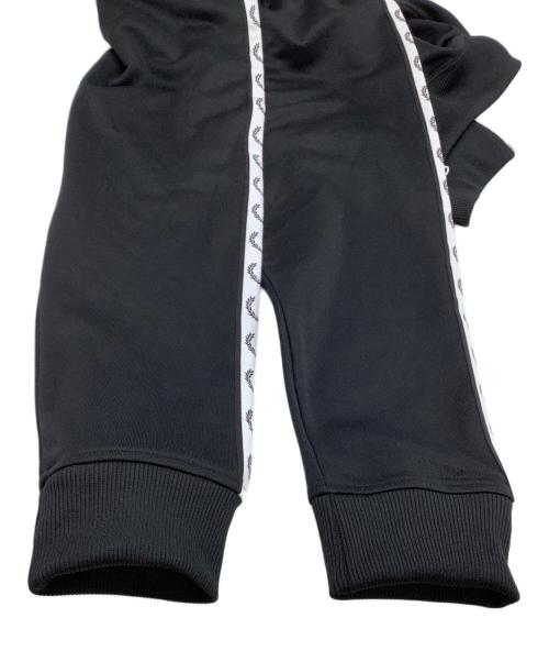 FRED PERRY（フレッドペリー）FRED PERRY (フレッドペリー) トラックジャケット　Taped Track Jacket ブラック サイズ:Lの古着・服飾アイテム