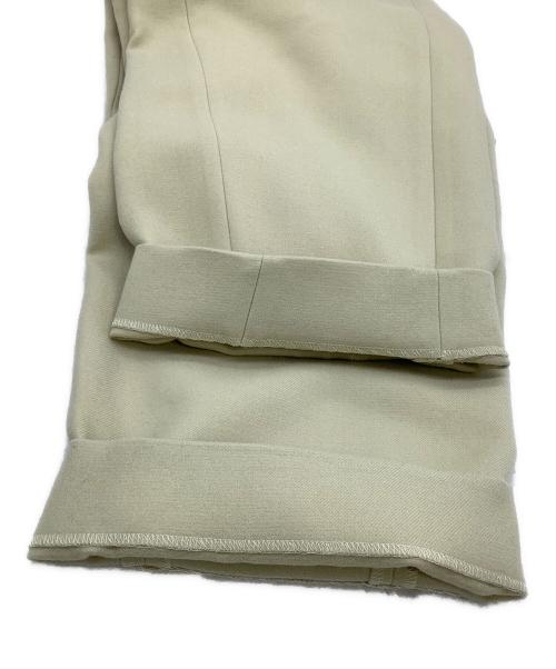 AURALEE（オーラリー）AURALEE (オーラリー) ウールパンツ　LIGHT MELTON SLACKS　24AW 黄緑 未使用品の古着・服飾アイテム