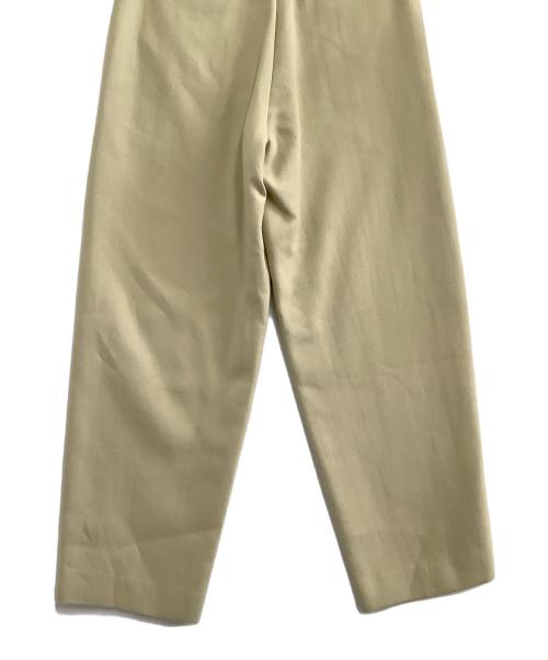 AURALEE（オーラリー）AURALEE (オーラリー) ウールパンツ　LIGHT MELTON SLACKS　24AW 黄緑 未使用品の古着・服飾アイテム