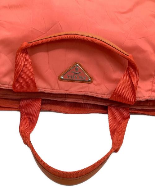 PRADA（プラダ）PRADA (プラダ) ナイロンショルダーバッグ 三角ロゴプレート オレンジの古着・服飾アイテム