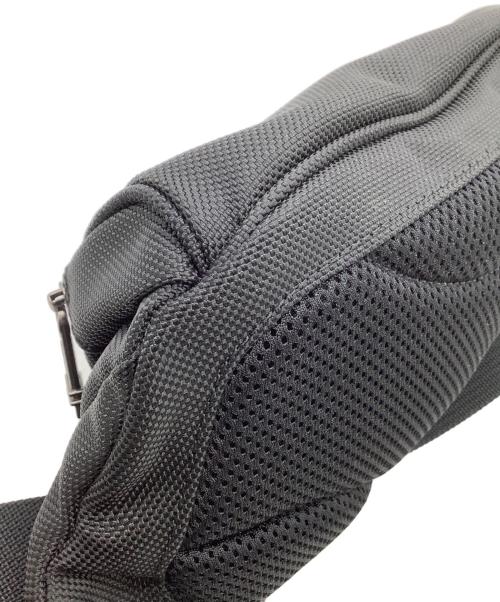 TUMI（トゥミ）TUMI (トゥミ) ウエストポーチ ブラックの古着・服飾アイテム