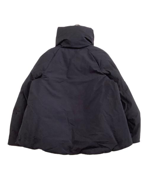 UNIQLO+J（ユニクロ プラスジェイ）UNIQLO+J (ユニクロ プラスジェイ) ハイブリッドダウンジャケット ネイビー サイズ:M 未使用品の古着・服飾アイテム