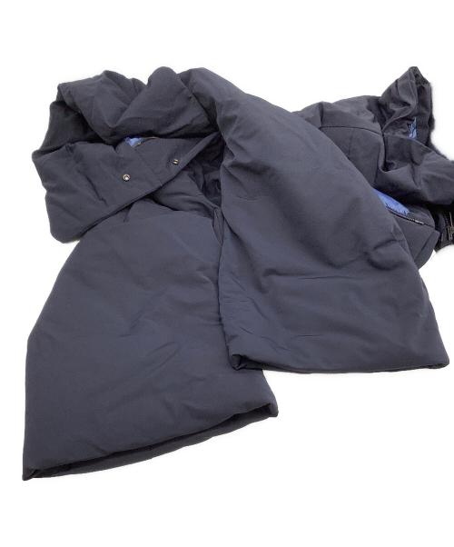 UNIQLO+J（ユニクロ プラスジェイ）UNIQLO+J (ユニクロ プラスジェイ) ハイブリッドダウンジャケット ネイビー サイズ:M 未使用品の古着・服飾アイテム