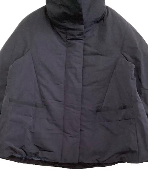 UNIQLO+J（ユニクロ プラスジェイ）UNIQLO+J (ユニクロ プラスジェイ) ハイブリッドダウンジャケット ネイビー サイズ:M 未使用品の古着・服飾アイテム