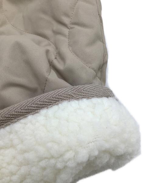 SHIPS any（シップスエニィ）SHIPS any (シップスエニィ) TAION (タイオン) ダウンボアリバーシブルジャケット ベージュ サイズ:free 未使用品の古着・服飾アイテム