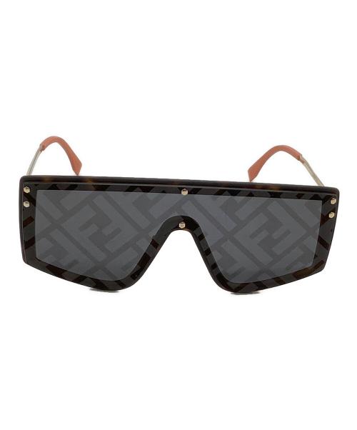 FENDI（フェンディ）FENDI (フェンディ) サングラス ファビュラス ブラック×ゴールドの古着・服飾アイテム