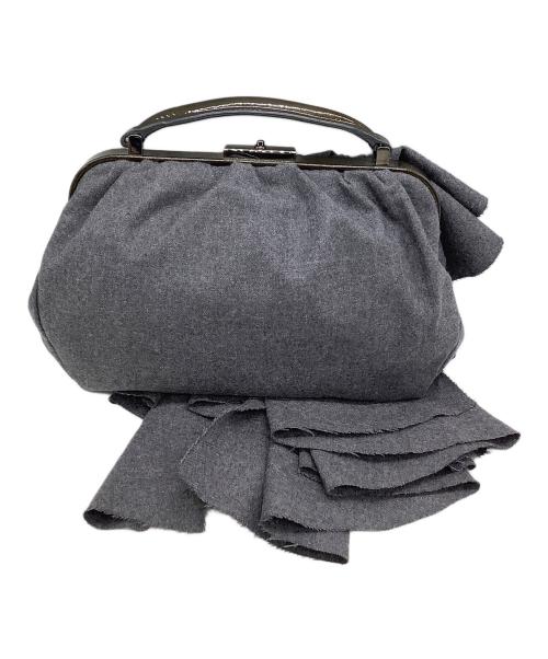 ANTEPRIMA（アンテプリマ）ANTEPRIMA (アンテプリマ) フリルクラッチバッグ グレーの古着・服飾アイテム
