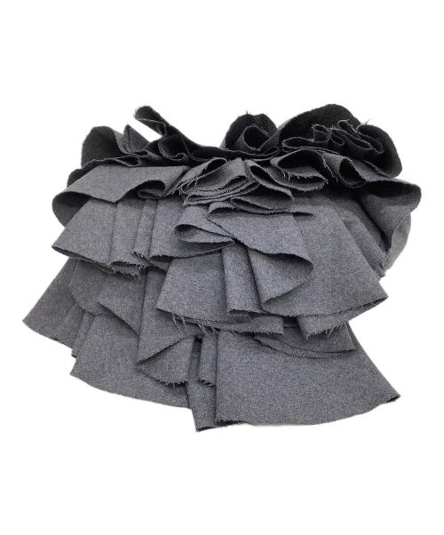 ANTEPRIMA（アンテプリマ）ANTEPRIMA (アンテプリマ) フリルクラッチバッグ グレーの古着・服飾アイテム