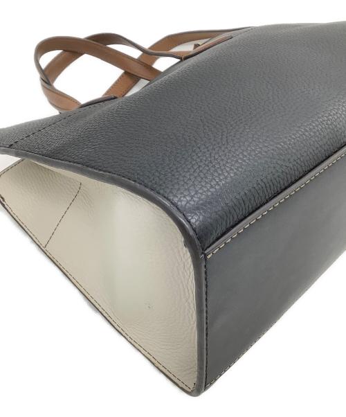 FURLA（フルラ）FURLA (フルラ) 2WAYバッグ ブラック×ホワイトの古着・服飾アイテム