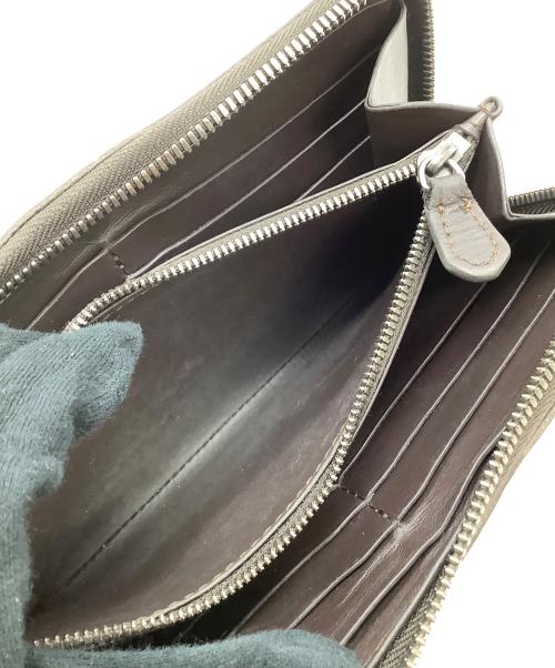 Berluti（ベルルッティ）Berluti (ベルルッティ) ラウンドファスナー財布 カリグラフィ ブラウンの古着・服飾アイテム