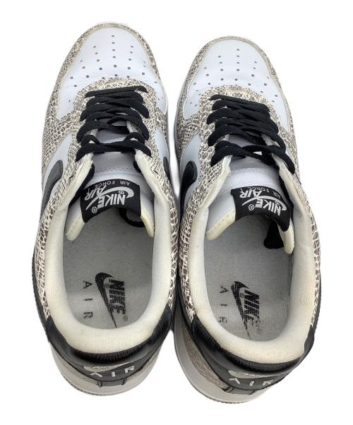 NIKE（ナイキ）NIKE (ナイキ) スニーカー AIR FORCE 1 LOW RETRO ホワイト×ブラウン サイズ:27の古着・服飾アイテム