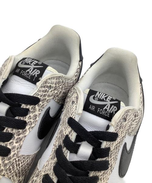NIKE（ナイキ）NIKE (ナイキ) スニーカー AIR FORCE 1 LOW RETRO ホワイト×ブラウン サイズ:27の古着・服飾アイテム