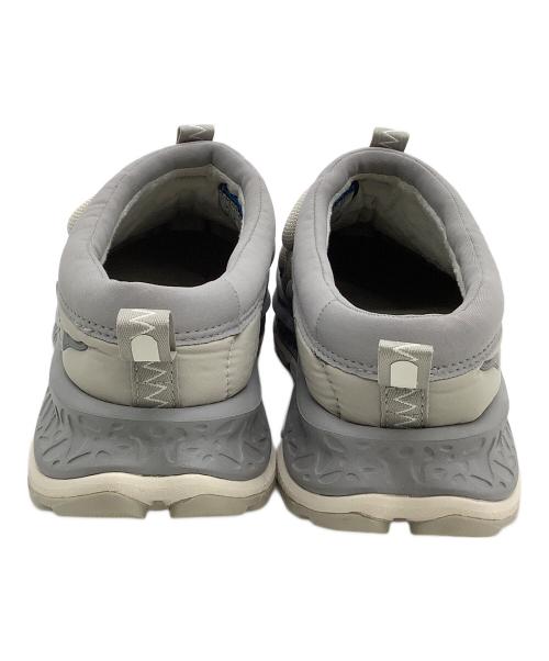 HOKAONEONE（ホカオネオネ）HOKAONEONE (ホカオネオネ) ローカットスニーカー グレー サイズ:27の古着・服飾アイテム