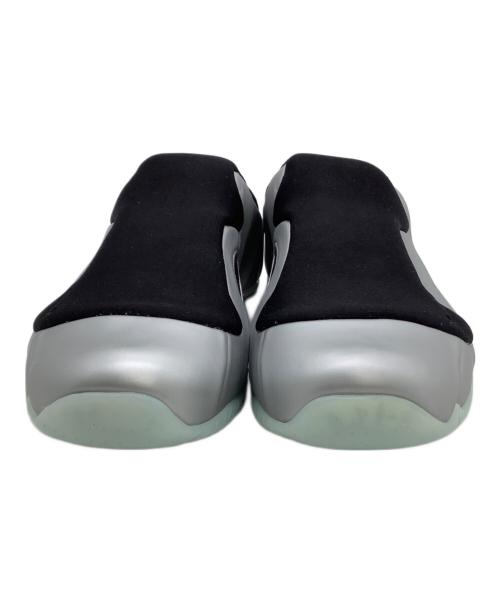 NIKE（ナイキ）NIKE (ナイキ) スニーカー  CLOGPOSITE CHROME シルバー×ブラック サイズ:27.5の古着・服飾アイテム