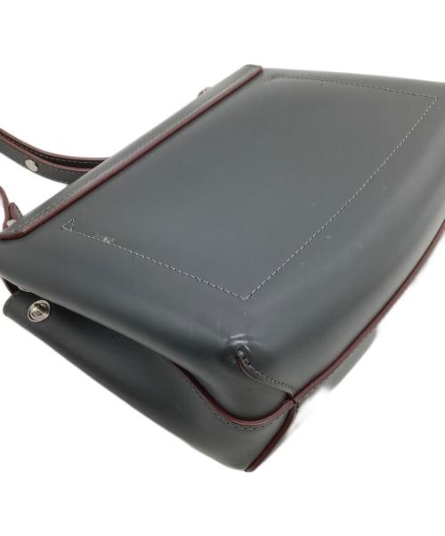 LONGCHAMP（ロンシャン）LONGCHAMP (ロンシャン) ショルダーバッグ ロゾ ボックス グレーの古着・服飾アイテム