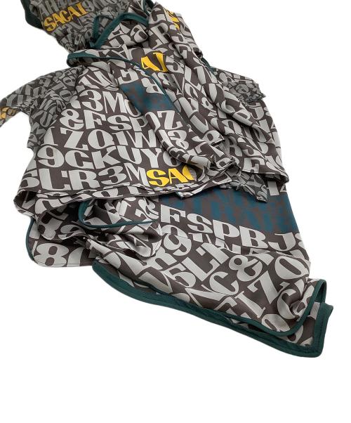 sacai（サカイ）sacai (サカイ) 半袖ブラウス　数字×ローマ字模様 ブラウン×グリーン サイズ:3の古着・服飾アイテム