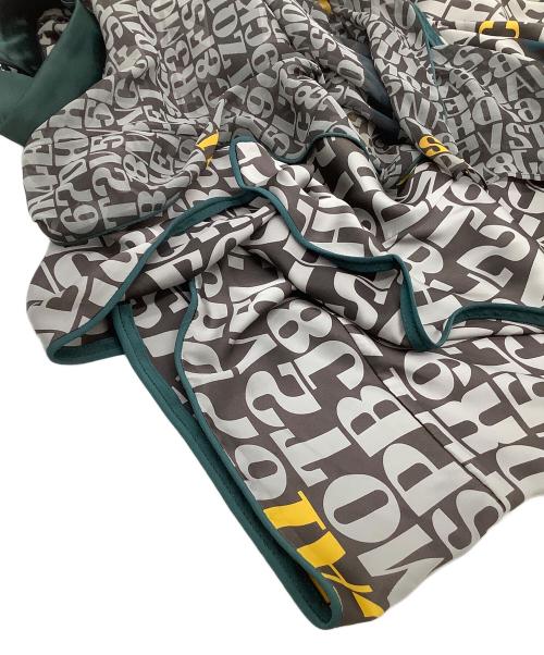 sacai（サカイ）sacai (サカイ) 半袖ブラウス　数字×ローマ字模様 ブラウン×グリーン サイズ:3の古着・服飾アイテム