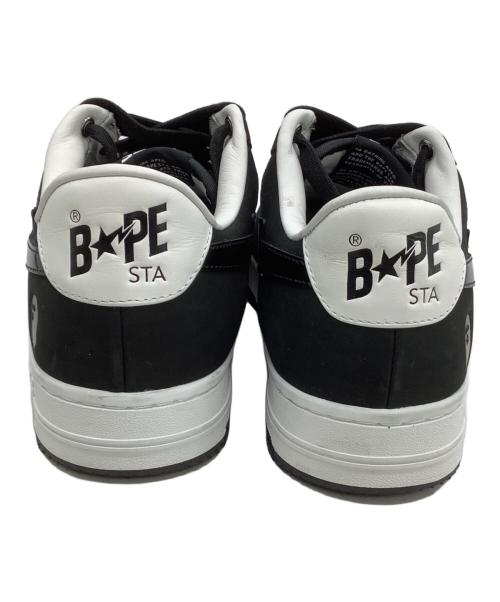 A BATHING APE（ア ベイシング エイプ）A BATHING APE (ア ベイシング エイプ) スニーカー ホワイト×ブラック サイズ:28の古着・服飾アイテム