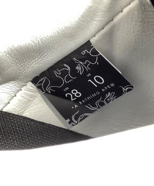 A BATHING APE（ア ベイシング エイプ）A BATHING APE (ア ベイシング エイプ) スニーカー ホワイト×ブラック サイズ:28の古着・服飾アイテム
