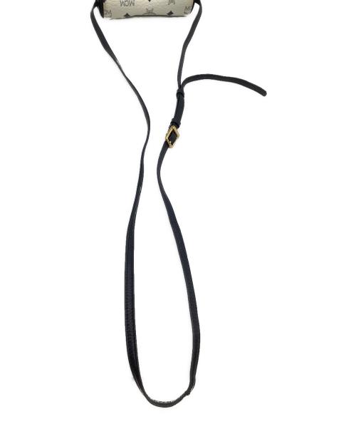 MCM（エムシーエム）MCM (エムシーエム) ショルダーポーチ ホワイト×ブラックの古着・服飾アイテム