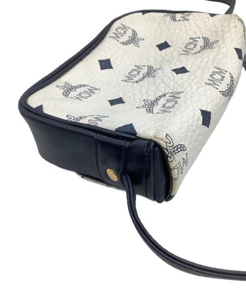 MCM（エムシーエム）MCM (エムシーエム) ショルダーポーチ ホワイト×ブラックの古着・服飾アイテム