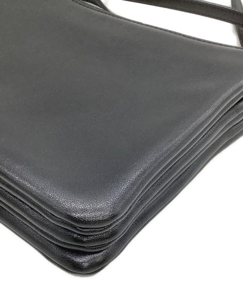 CELINE（セリーヌ）CELINE (セリーヌ) レザーショルダーバッグ　トリオ ブラックの古着・服飾アイテム