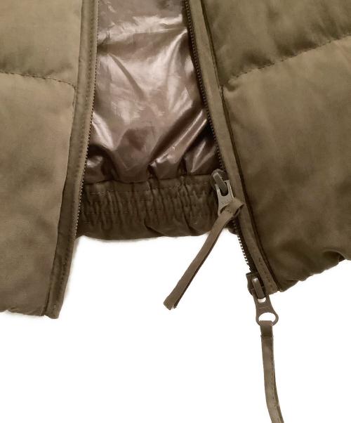 The Duffer of ST.George（ザ ダファーオブセントジョージ）The Duffer of ST.George (ザ ダファーオブセントジョージ) ダウンベスト　VOLUME NECK DOWN VEST ベージュ サイズ:Mの古着・服飾アイテム