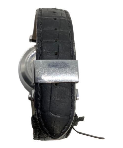 VERSACE（ヴェルサーチェ）VERSACE (ヴェルサーチェ) 腕時計 Vレース クォーツの古着・服飾アイテム
