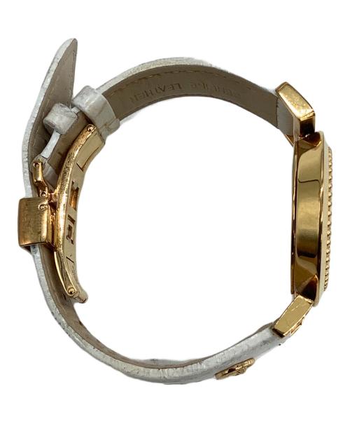 VERSACE（ヴェルサーチェ）VERSACE (ヴェルサーチェ) 腕時計　クォーツ ホワイト×ゴールドの古着・服飾アイテム