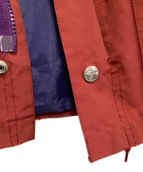 BANANA EQUIPMENT（バナナイクイップメント）BANANA EQUIPMENT (バナナイクイップメント) マウンテンパーカー レッド サイズ:Sの古着・服飾アイテム