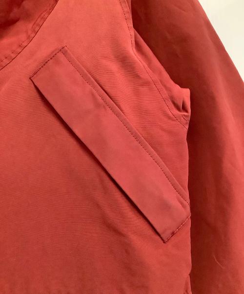 BANANA EQUIPMENT（バナナイクイップメント）BANANA EQUIPMENT (バナナイクイップメント) マウンテンパーカー レッド サイズ:Sの古着・服飾アイテム