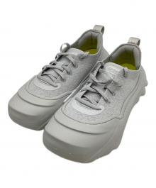 crocs（クロックス）の古着「ローカットスニーカー 	Echo Surge」｜グレー