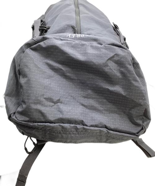 OSPREY（オスプレー）OSPREY (オスプレー) バックパック STRATOS 26 グレーの古着・服飾アイテム