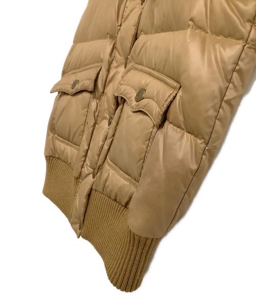 BURBERRY BLUE LABEL（バーバリー ブルー レーベル）BURBERRY BLUE LABEL (バーバリーロンドンブルーレーベル) ダウンベスト ベージュ サイズ:38の古着・服飾アイテム