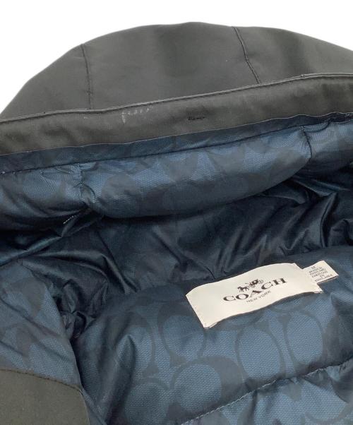 COACH（コーチ）COACH (コーチ) ダウンコート ブラック サイズ:Mの古着・服飾アイテム