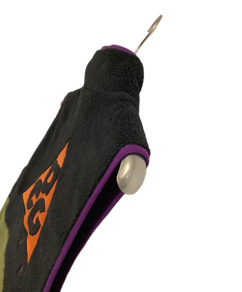 NIKE ACG（ナイキエーシージー）NIKE ACG (ナイキエーシージー) フリースベスト ブラック×パープル×グリーン サイズ:Mの古着・服飾アイテム