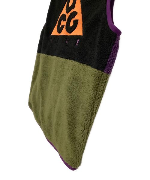NIKE ACG（ナイキエーシージー）NIKE ACG (ナイキエーシージー) フリースベスト ブラック×パープル×グリーン サイズ:Mの古着・服飾アイテム
