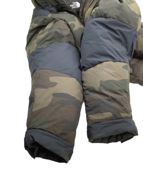 THE NORTH FACE（ザ ノース フェイス）THE NORTH FACE (ザ ノース フェイス) ダウンジャケット バルトロライトジャケット 16年モデル カモフラージュ柄 カーキ サイズ:Mの古着・服飾アイテム