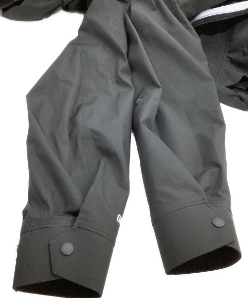 PALACE（パレス）PALACE (パレス) Engineered Garments (エンジニアドガーメンツ) ゴアテックスジャケット ブラック サイズ:Lの古着・服飾アイテム