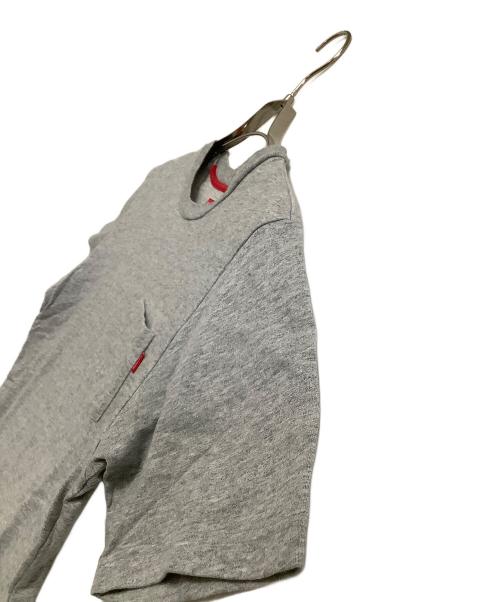 SUPREME（シュプリーム）SUPREME (シュプリーム) 半袖カットソー グレー サイズ:Mの古着・服飾アイテム